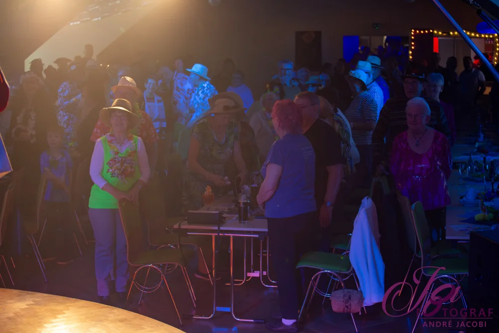 Foto der Galerie: Ab auf die Insel - Sonntagskarneval 8.2.26