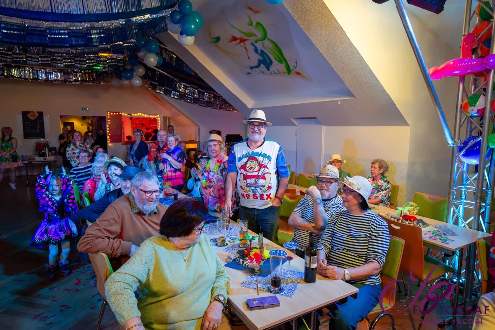 Foto der Galerie: Ab auf die Insel - Sonntagskarneval 8.2.26