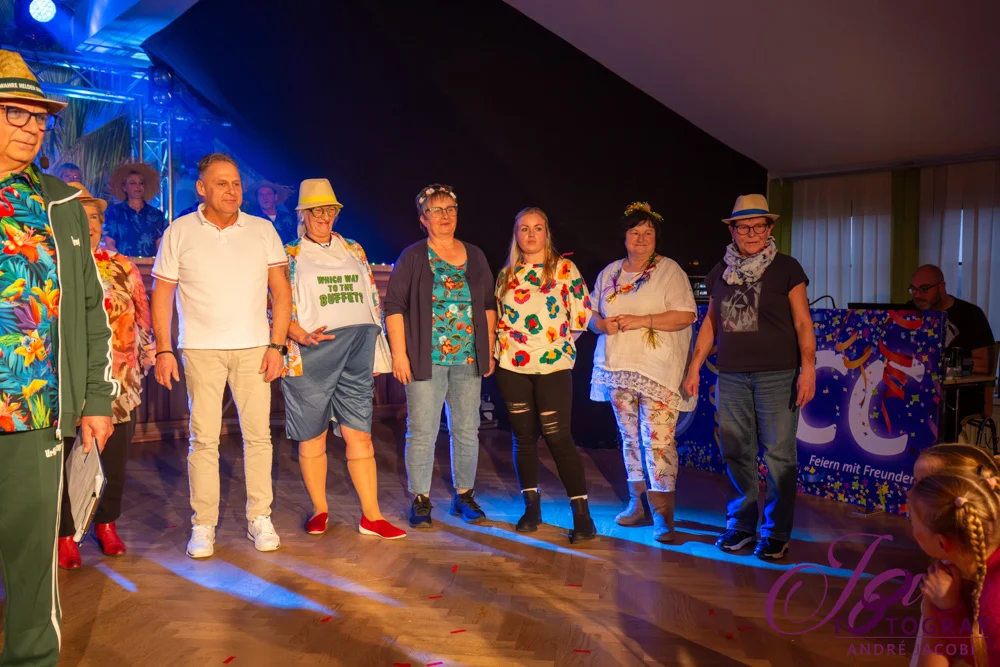 Foto der Galerie: Ab auf die Insel - Sonntagskarneval 8.2.26