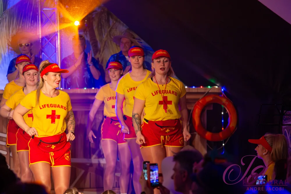 Foto der Galerie: Ab auf die Insel - Sonntagskarneval 8.2.26