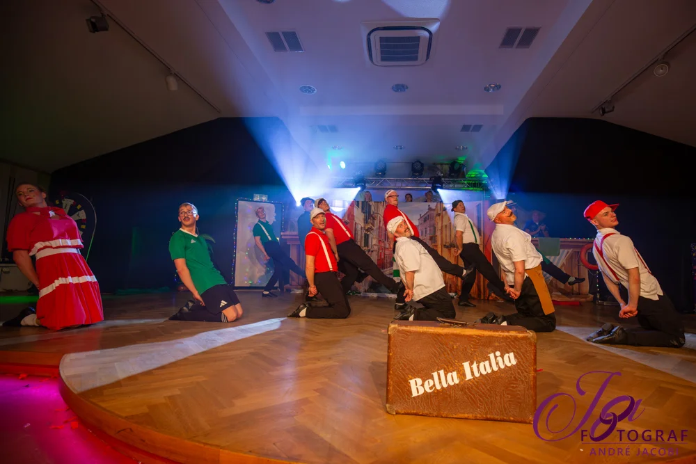 Foto der Galerie: Ab auf die Insel - Sonntagskarneval 8.2.26