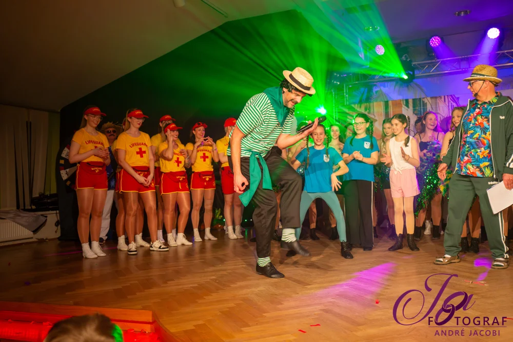 Foto der Galerie: Ab auf die Insel - Sonntagskarneval 8.2.26