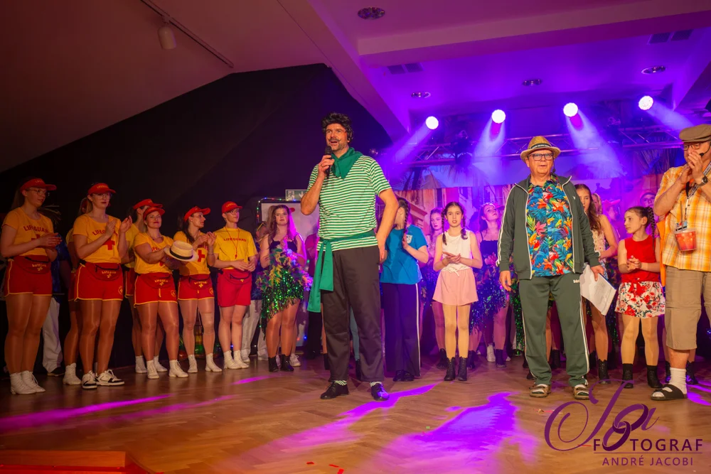 Foto der Galerie: Ab auf die Insel - Sonntagskarneval 8.2.26