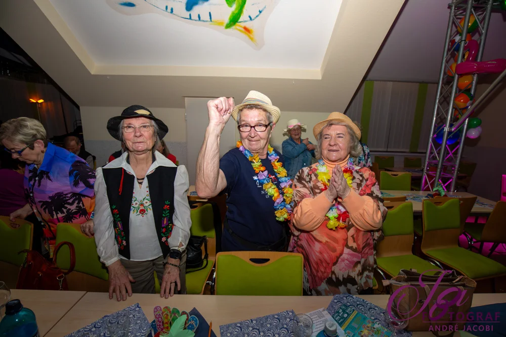 Foto der Galerie: Ab auf die Insel - Sonntagskarneval 8.2.26