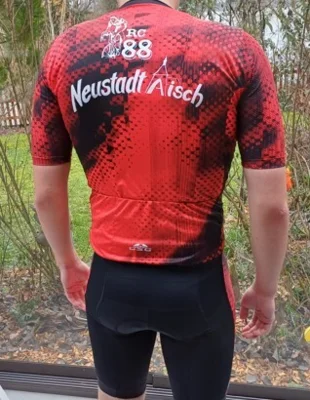 Vorschaubild: Trikot (2)
