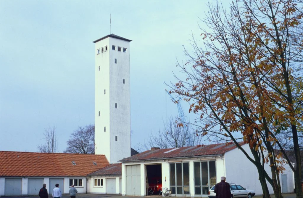 Foto der Galerie: Wittlage - Wahrzeichen FTZ-Turm Abriß 1994