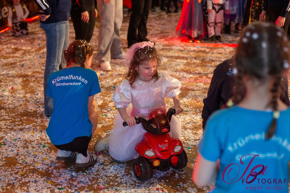 Foto der Galerie: Fantastische Welten - Kinderkarneval 2.3.25
