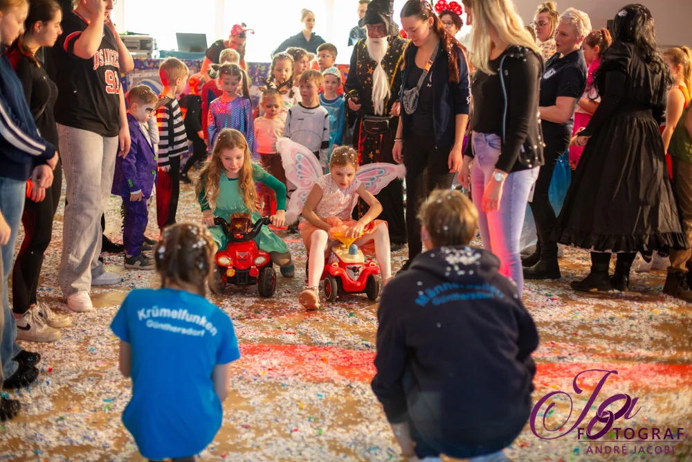 Foto der Galerie: Fantastische Welten - Kinderkarneval 2.3.25