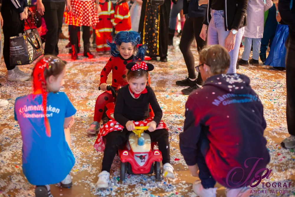 Foto der Galerie: Fantastische Welten - Kinderkarneval 2.3.25