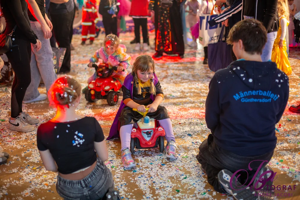 Foto der Galerie: Fantastische Welten - Kinderkarneval 2.3.25