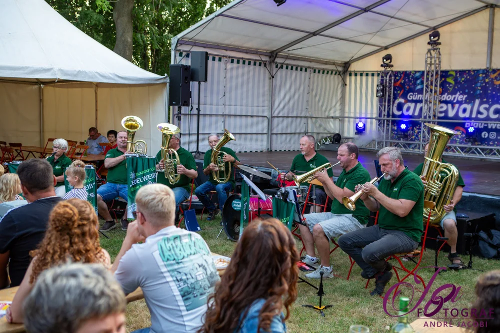Foto der Galerie: 15. Günthersdorfer Sommernachtsball 31.8.24