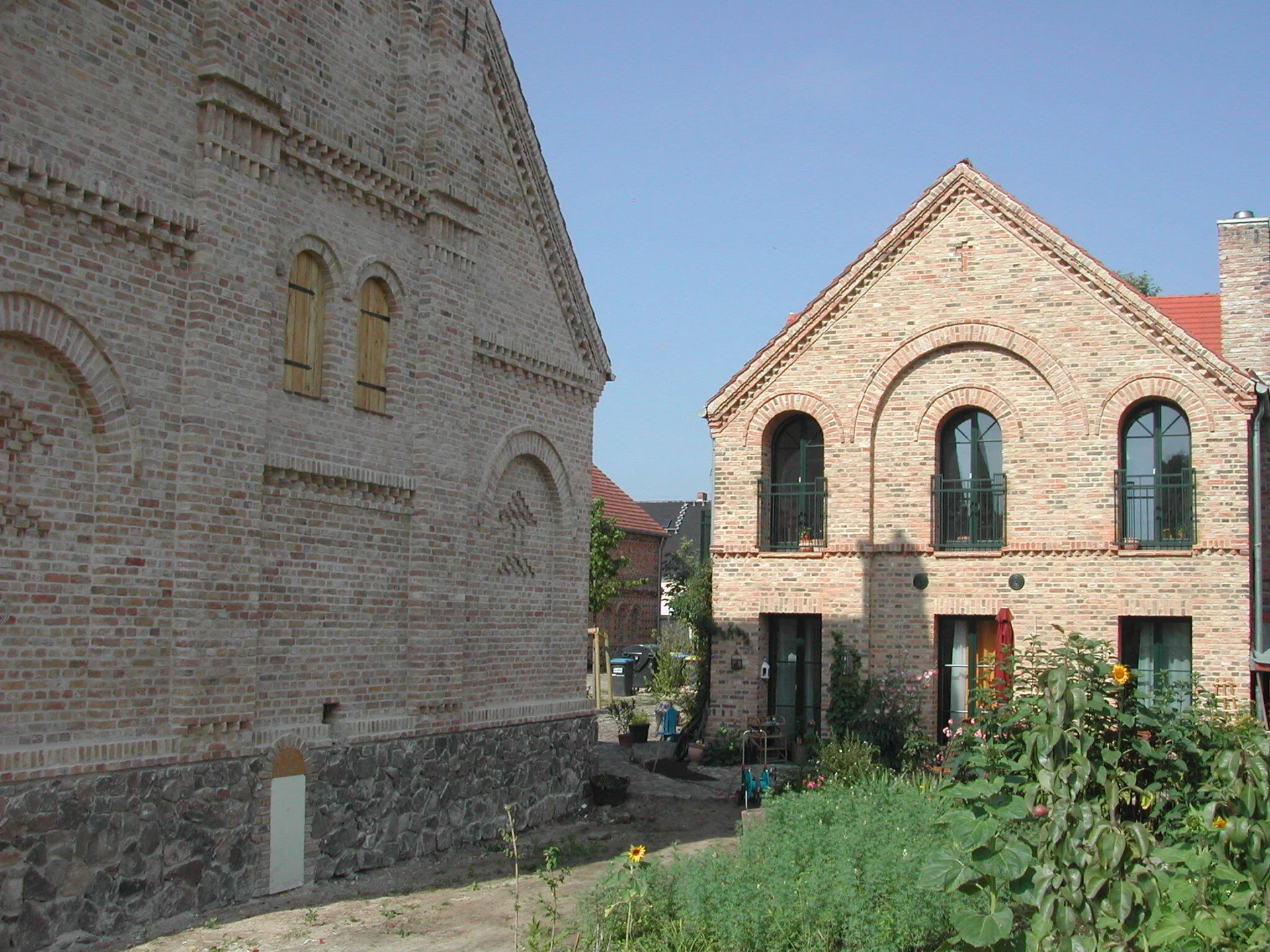 Fassade  (Bild vergr&ouml;&szlig;ern)