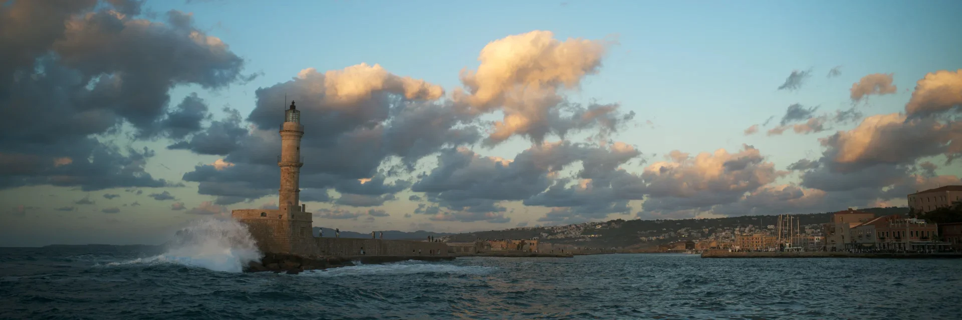 Felix Fischer - Leuchtturm Chania  (Bild vergr&ouml;&szlig;ern)