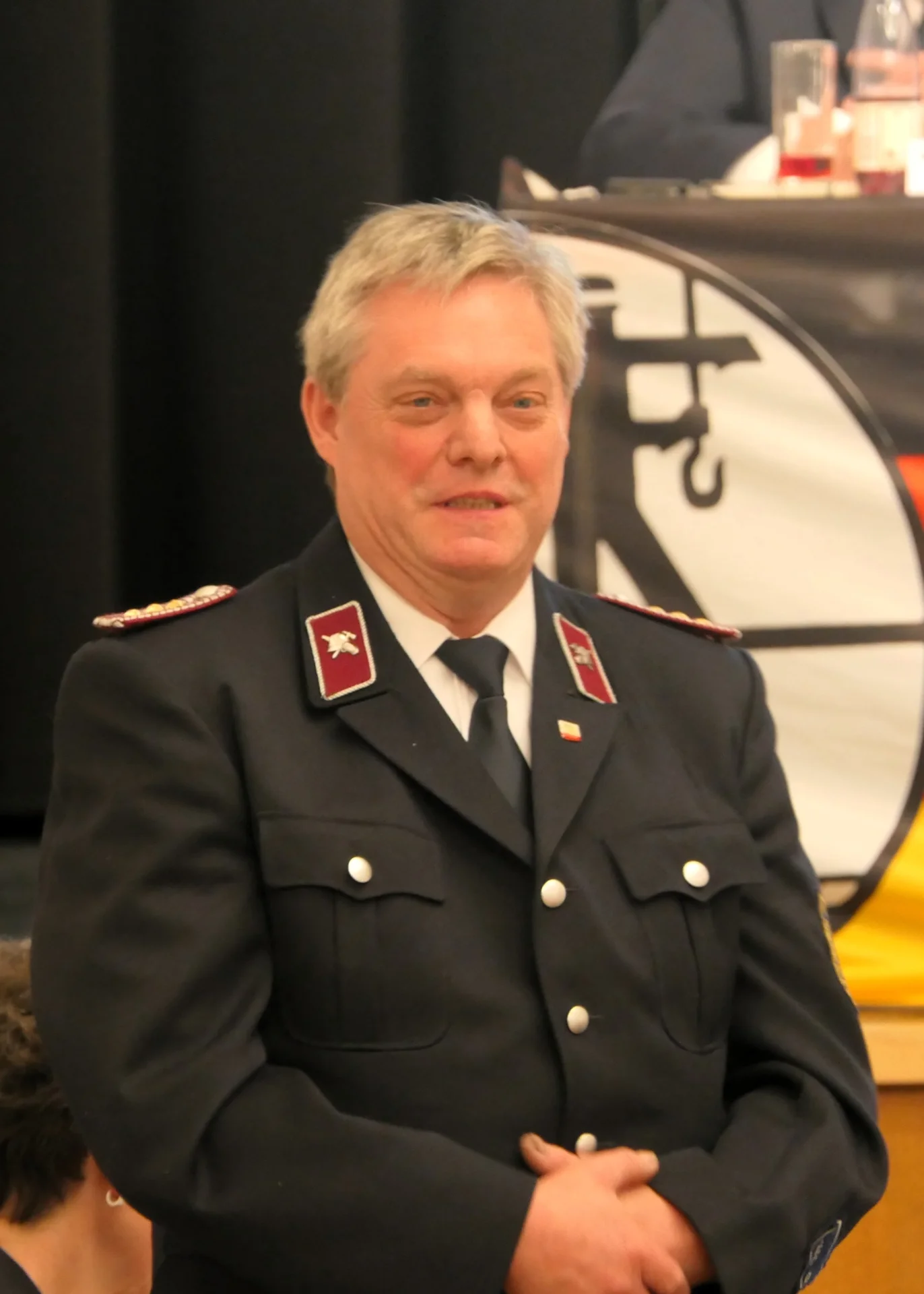 Rocci Pelz w&auml;hrend der Vorstellung seiner Person zur Wahl zum Stellvertreter des Vorsitzenden  (Bild vergr&ouml;&szlig;ern)