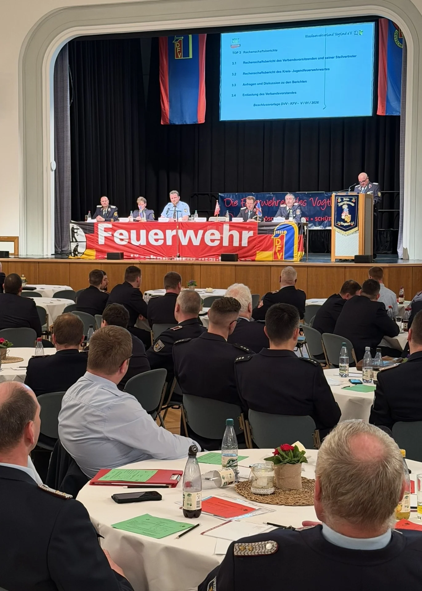 Blick in die Delegiertenversammlung  (Bild vergr&ouml;&szlig;ern)
