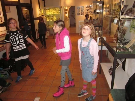 Foto der Galerie: „Schule vor 100 Jahren“ im Heimatmuseum Letter für die Klasse 3a