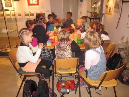 Foto der Galerie: „Schule vor 100 Jahren“ im Heimatmuseum Letter für die Klasse 3a