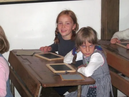Foto der Galerie: „Schule vor 100 Jahren“ im Heimatmuseum Letter für die Klasse 3a