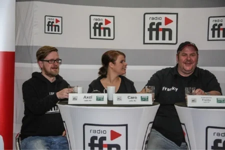 Foto der Galerie: Klasse 4 aus der Grundschule Otze bei Radio ffn am 10.3.2016