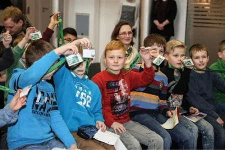 Foto der Galerie: Klasse 4 aus der Grundschule Otze bei Radio ffn am 10.3.2016