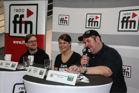 Foto der Galerie: Klasse 4 aus der Grundschule Otze bei Radio ffn am 10.3.2016