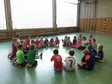 Foto der Galerie: Skipping Hearts mit den Klassen 3a und 3b am 12.4.2016