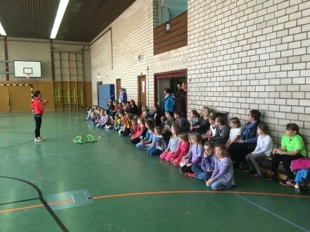 Foto der Galerie: Skipping Hearts mit den Klassen 3a und 3b am 12.4.2016