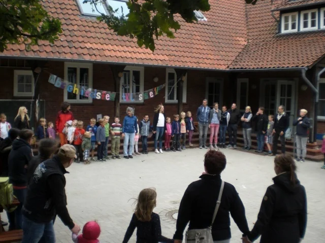 Foto der Galerie: Abschiedsfest der Klasse 1/2b am 16.6.2017