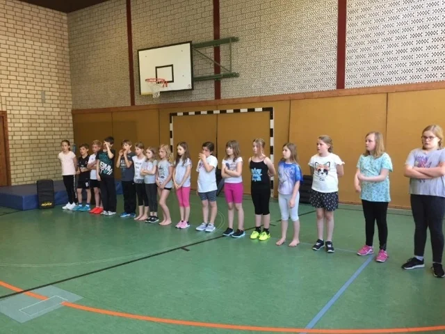 Foto der Galerie: 14.5.2018 Selbstbehauptungskurs der Klasse 4