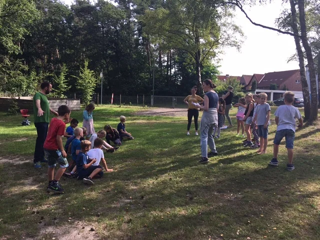 Foto der Galerie: Theaterprojekt „Familienbande“ mit der 3. Klasse