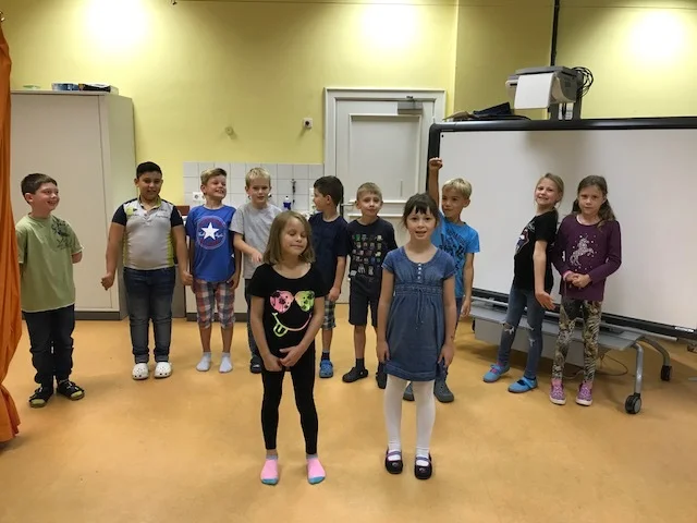 Foto der Galerie: Theaterprojekt „Familienbande“ mit der 3. Klasse