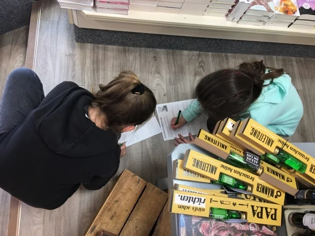 Foto der Galerie: Welttag des Buches – Am 23.05.19 besucht die Klasse 4 die Buchhandlung Freyraum in Burgdorf
