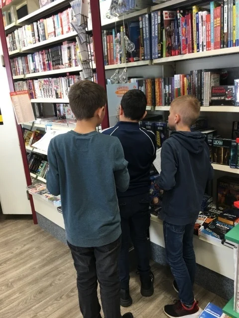 Foto der Galerie: Welttag des Buches – Am 23.05.19 besucht die Klasse 4 die Buchhandlung Freyraum in Burgdorf