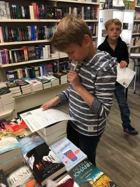 Foto der Galerie: Welttag des Buches – Am 23.05.19 besucht die Klasse 4 die Buchhandlung Freyraum in Burgdorf