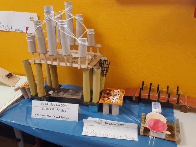 Foto der Galerie: Projekt Brücken 2019 in den Klassen 3a und 3b