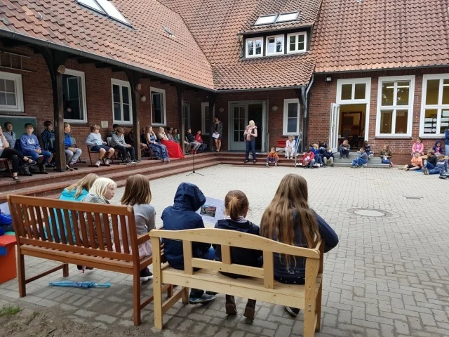 Foto der Galerie: Verabschiedung der 4. Klassen