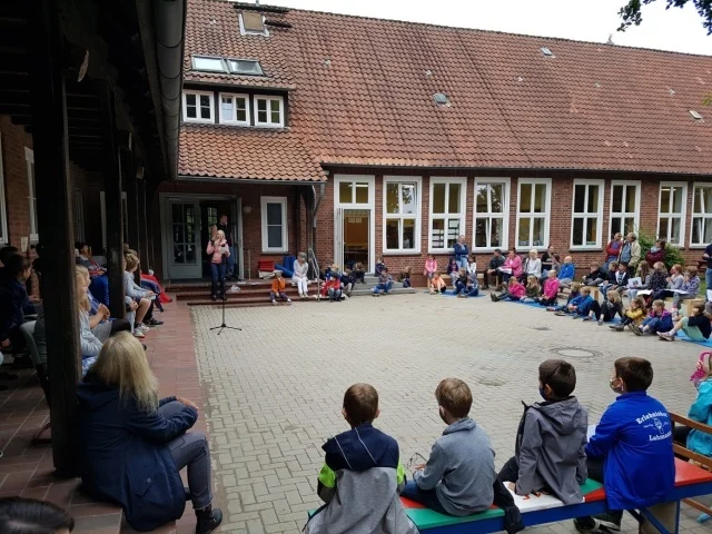 Foto der Galerie: Verabschiedung der 4. Klassen