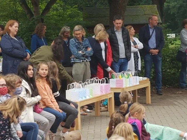 Zur Galerie: Verabschiedung der 4. Klassen