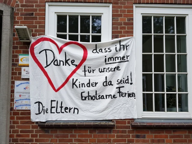 Zur Galerie: Überraschung zum Ferienbeginn