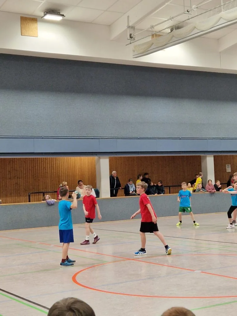 Zur Galerie: 2. Platz beim Handballturnier in Hänigsen