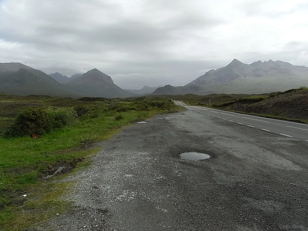 Bild: on the way to Sligachan - the Black Cuillin