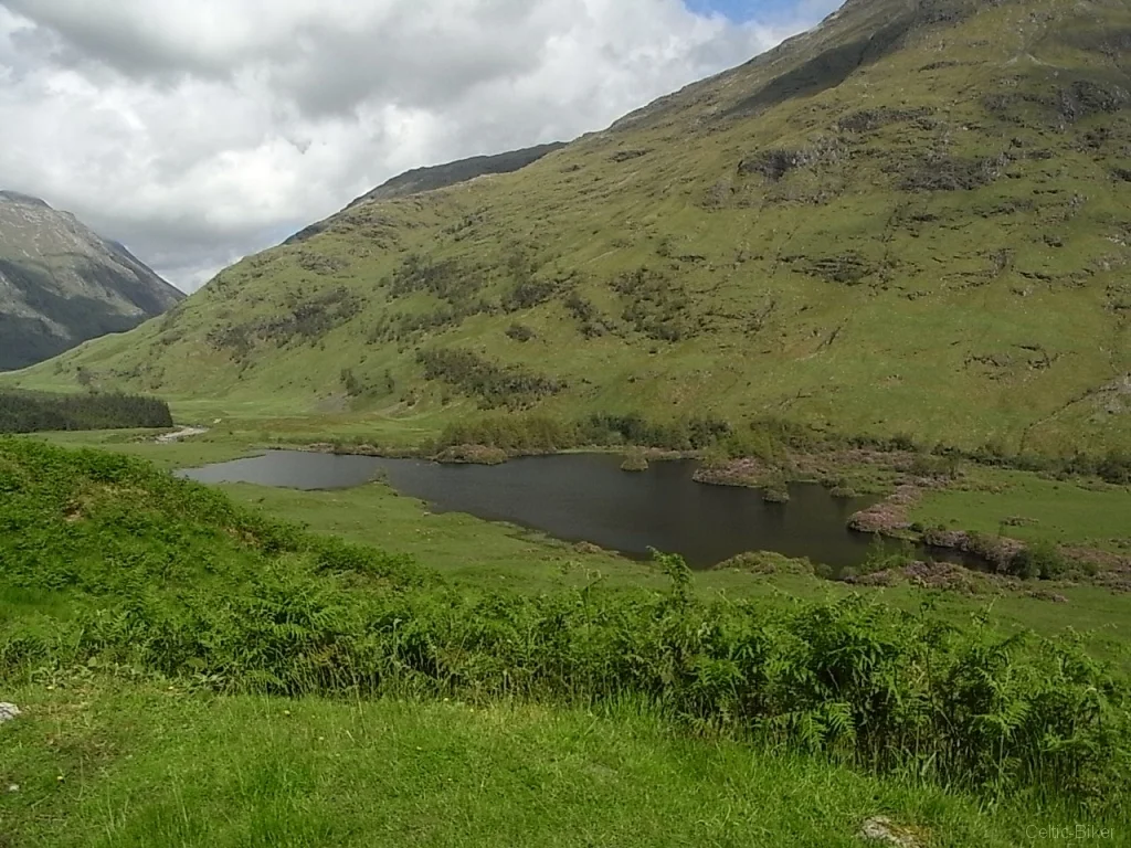Bild: Glen Etive - Lochan Urr