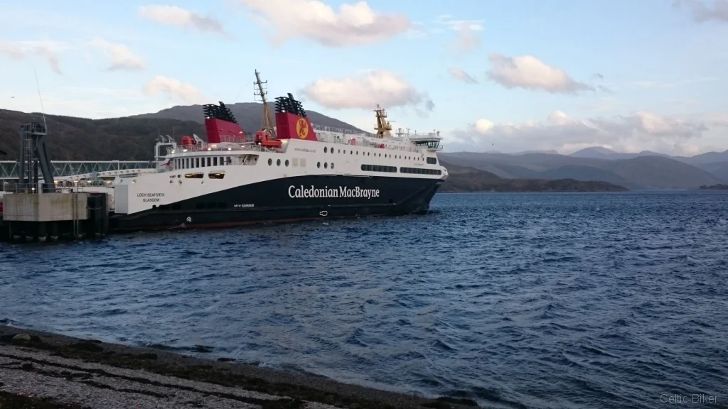 Bild: Ullapool - car ferry