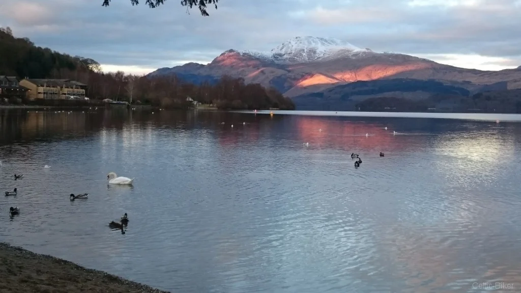Bild: Loch Lomond - Luss