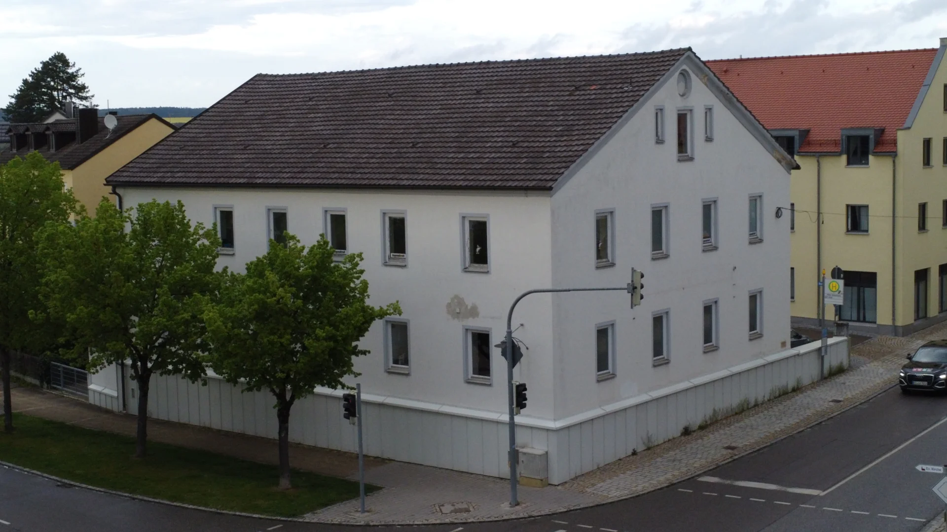 Zur Galerie: Jugendtreff von außen