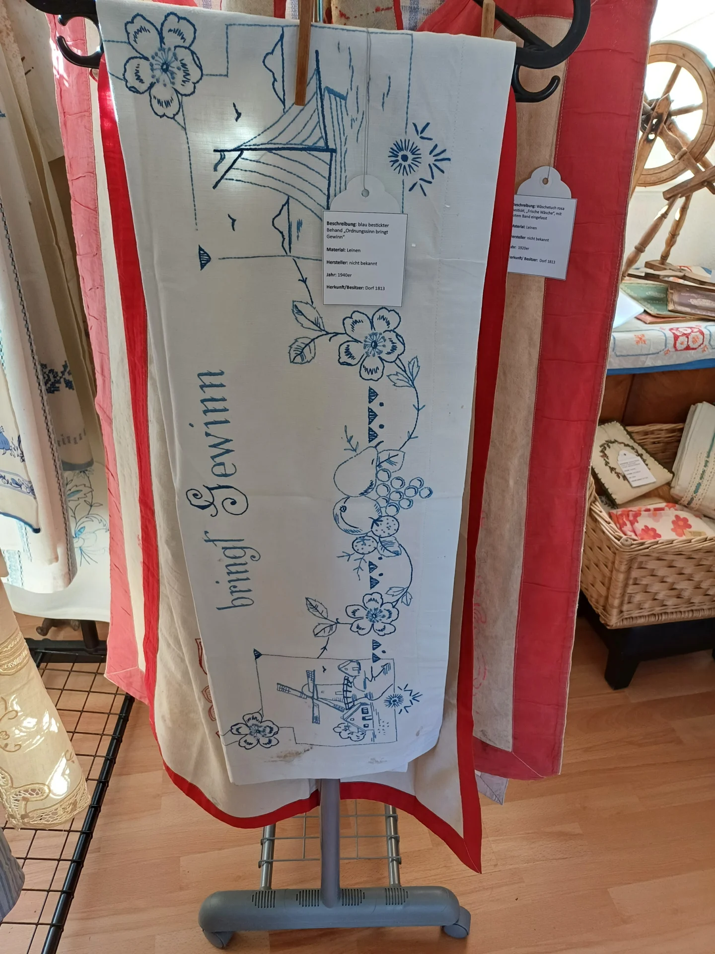 Bild: Tischdecke mit Spruch