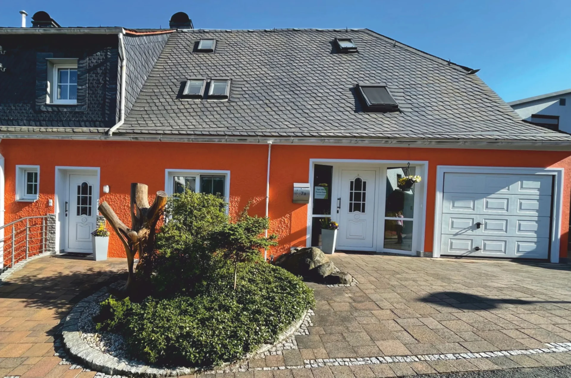 Bild: Bad Lobenstein-Fewo Turmblick Außenansicht
