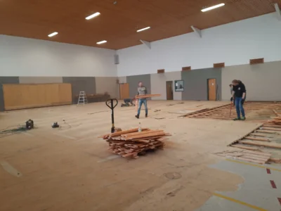 Vorschaubild: 2022 Neuer Hallenboden