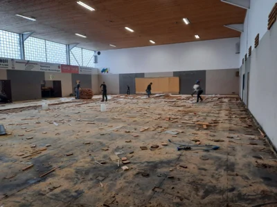 Vorschaubild: 2022 Neuer Hallenboden