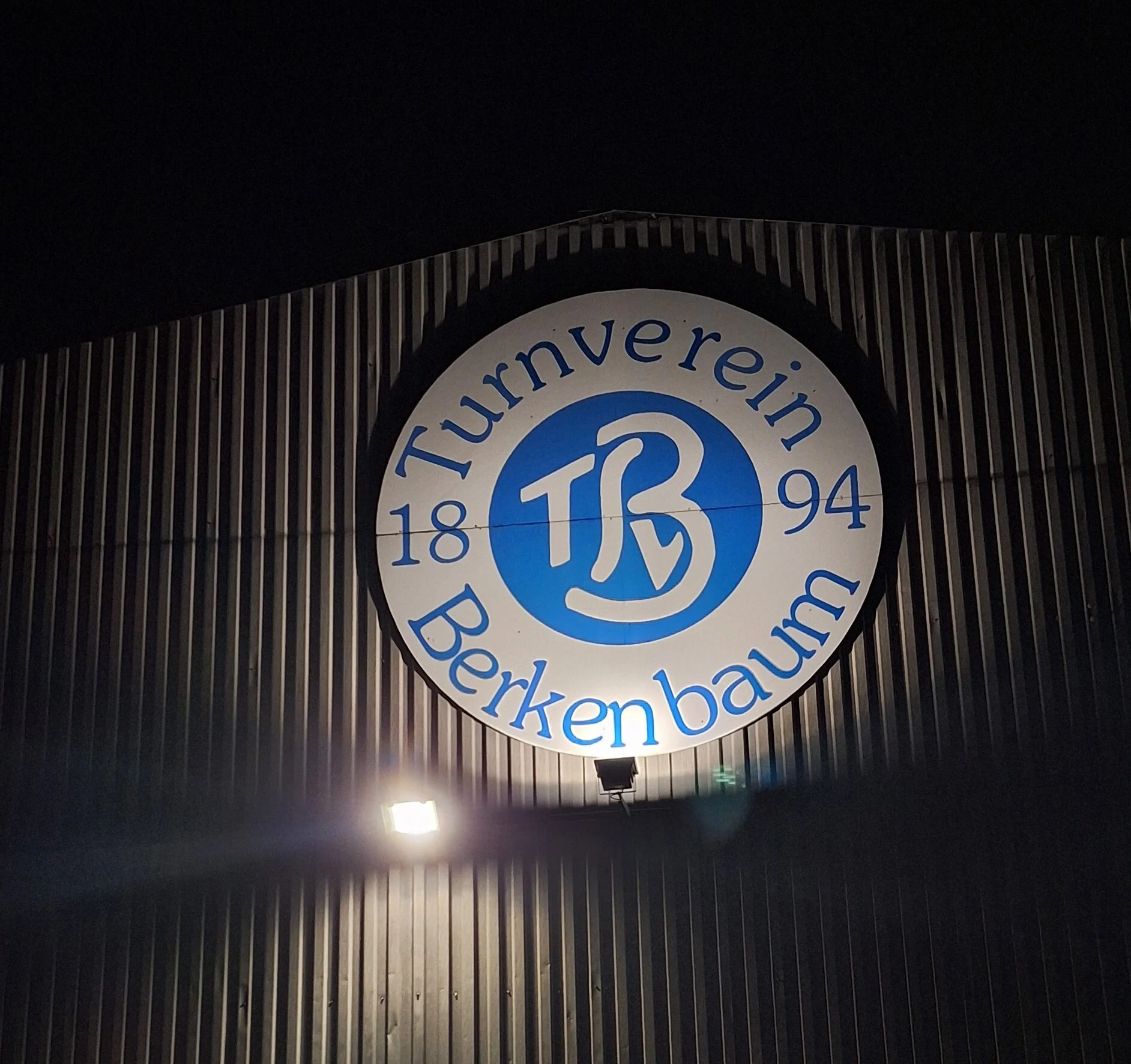 Bild: Logo Außenansicht I